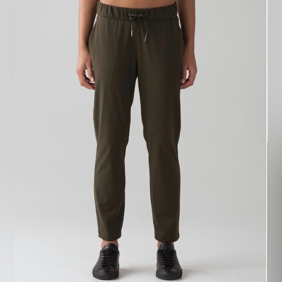 Lululemon On The Fly Pant (size 4) - Picture 1 of 11
